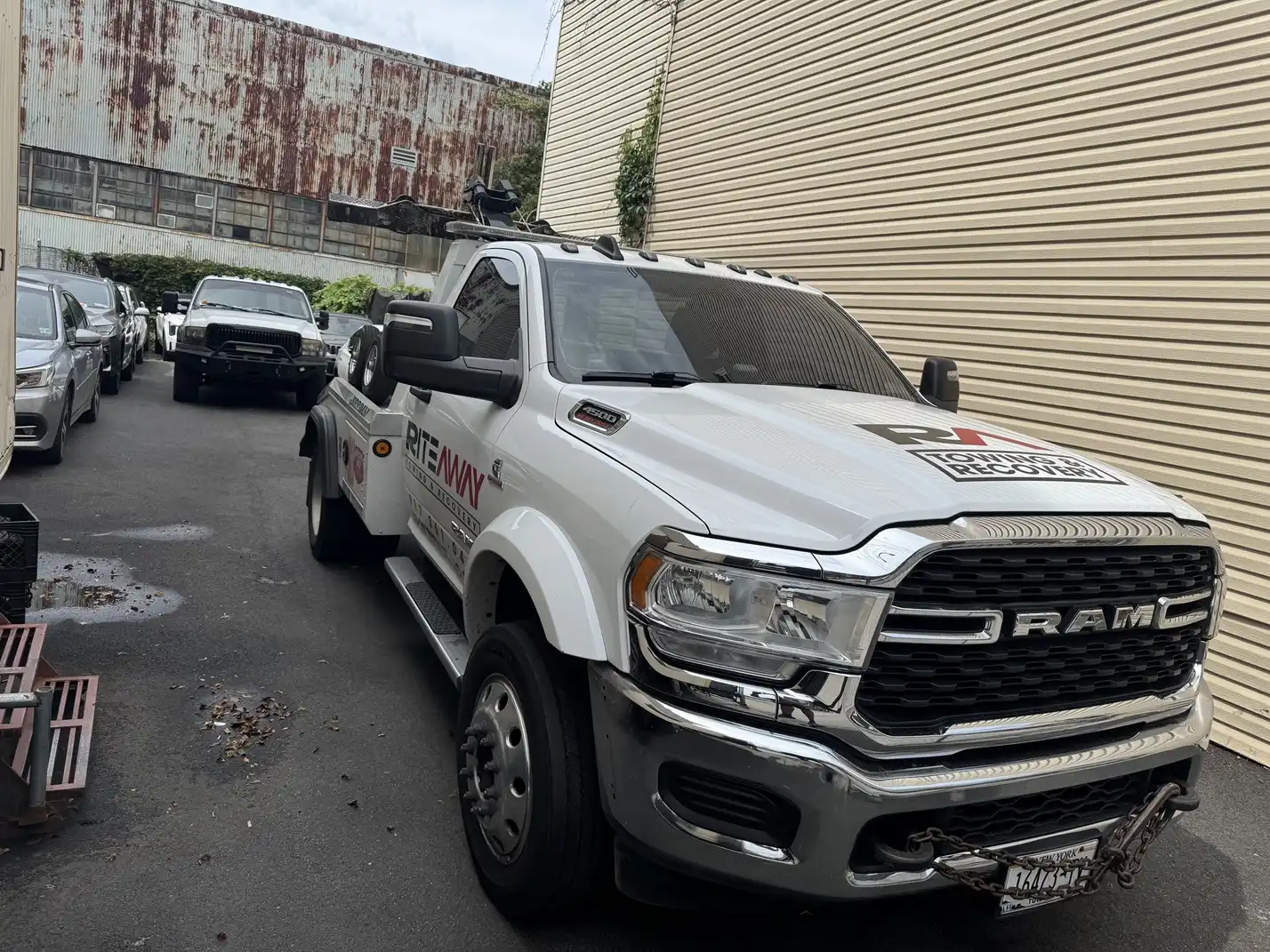 blocked driveway towing Manhattan ny